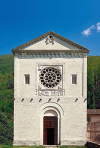 La Facciata dell`Abbazia dei Santi Felice e Mauro - Castel San Felice - Santa Anatolia di Narco