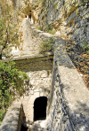 Particolare delle celle eremitiche - Eremo della Madonna della Stella - Loc. Madonna della Stella - Cerreto di Spoleto